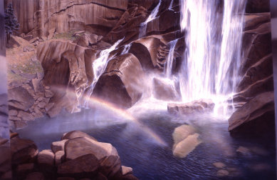 salazar079004.jpg